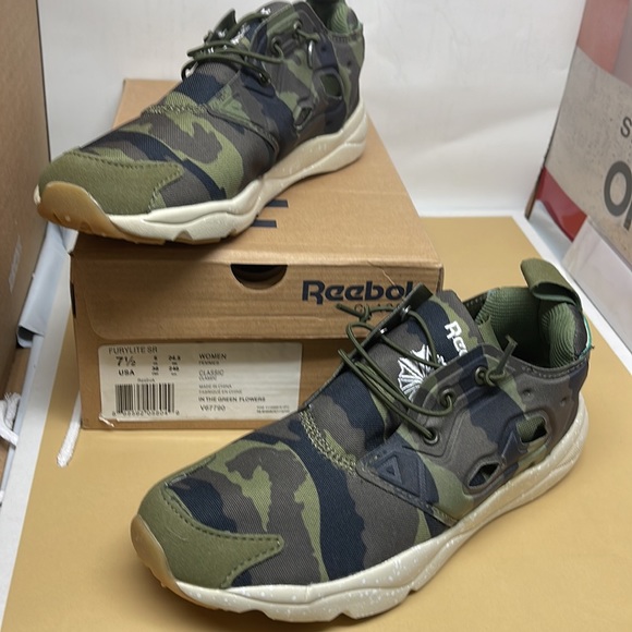 BNIB Men’s  REEBOK CLASSIC FURYLITE SR in The GreenFlower (Camouflage) - Picture 2 of 10